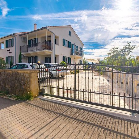 Sea Point Villa Ivan Kornic Ngoại thất bức ảnh